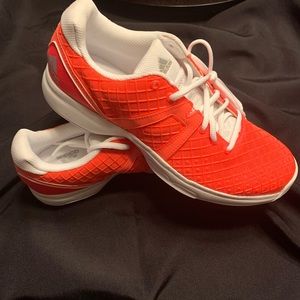 NWOT Adidas orange women’s sneaker